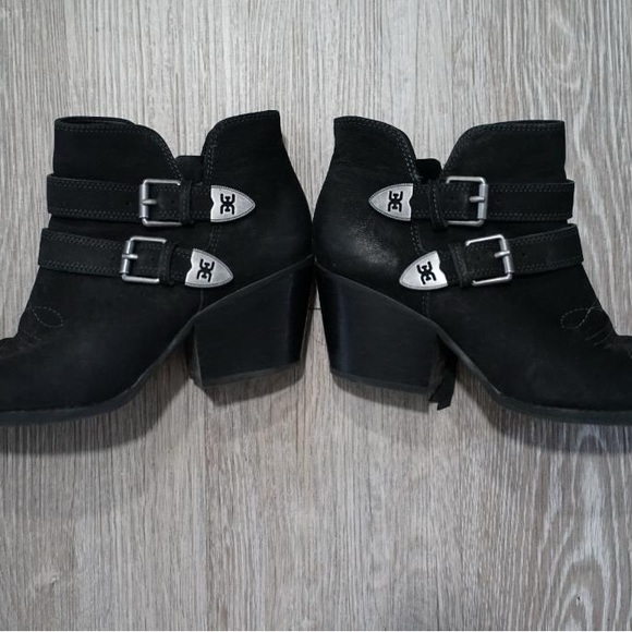 Sam Edelman booties anklet length cute for everyday - Picture 2 of 6